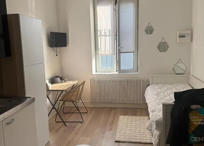Apartman Charming Little Bagatelle